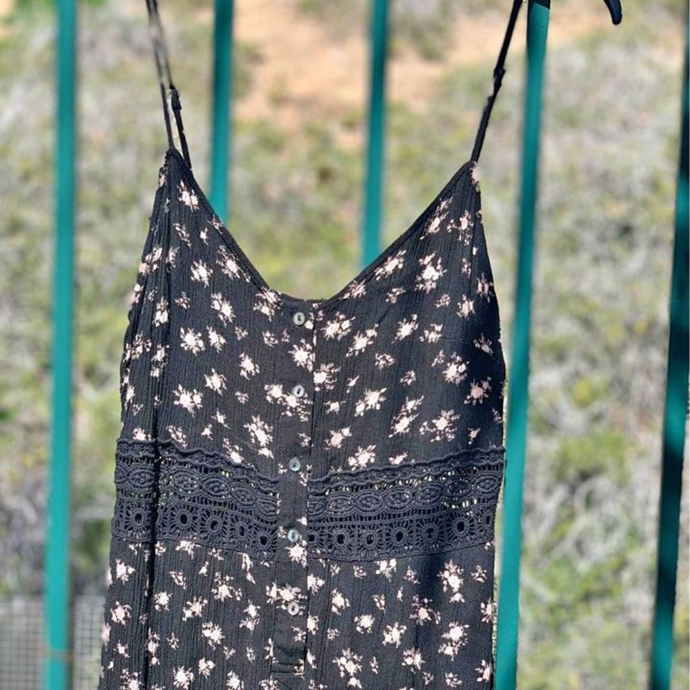 Chloe K Black Floral Dress Size Medium/ Long Black Summer Dress w/ Pink Flowers